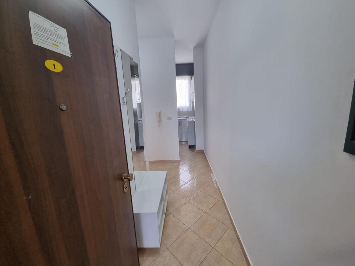 Bellavista Apartment Vlorë エクステリア 写真